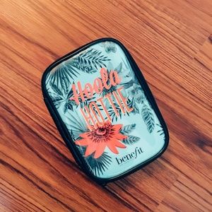 BENEFIT | Travel Cosmetic Bag